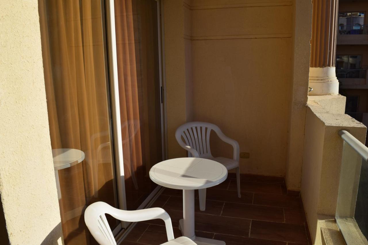 Florenza Khamsin 1 Bedroom Apartment With Swimming Pool View Хургада Екстер'єр фото