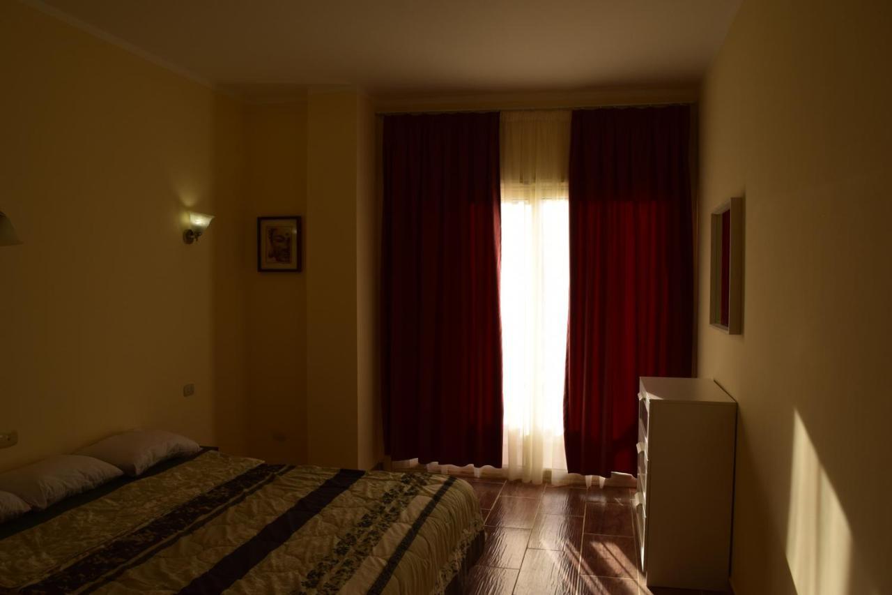 Florenza Khamsin 1 Bedroom Apartment With Swimming Pool View Хургада Екстер'єр фото